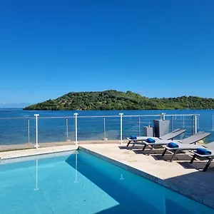 https://lucys-bay.comcaribbean.com